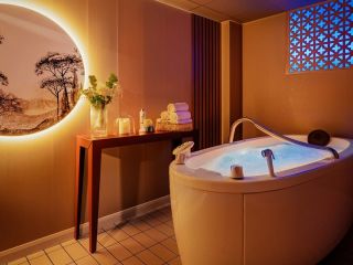 Bain hydromassant soin hydrotherapie thalasso