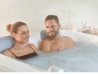 mannequincouplebainhydromassantccharlainecroguennecdebutoct2021finoct2028web-621797b40e338.jpg